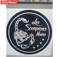 Charger l&#39;image dans la galerie, Gravure Laser Mugs Inox Thème Les Scorpions Noirs &amp; Billau Airsoft Découpe