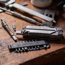Charger l'image dans la galerie, Leatherman Wave + Pinces Multi-Fonctions