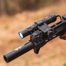 Charger l'image dans la galerie, Lampe Olight Warrior 3 S Noire Lampes