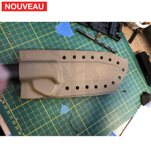 Charger l&#39;image dans la galerie, Fabrication sur mesure Etui Kydex FDE pour couteau de chasse KYDEX
