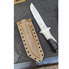 Charger l&#39;image dans la galerie, Fabrication Sur Mesure Gaine Kydex Pour Couteau Dentrainement Passant Bladetech Kydex