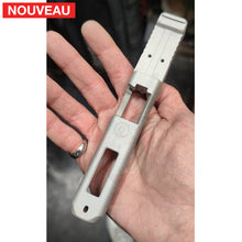 Charger l&#39;image dans la galerie, Full Billau Custom Glock 49 MOS + Gravure Laser + Découpe Laser + Traitement Cerakote Rose Gold + Point Rouge Noblex