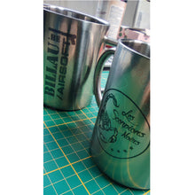 Charger l&#39;image dans la galerie, Gravure Laser Mugs Inox Thème Les Scorpions Noirs &amp; Billau Airsoft Découpe