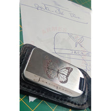 Charger l&#39;image dans la galerie, Gravure Laser Porte - Clés Thème Papillon + Prénom &amp; Découpe