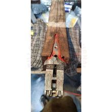Charger l'image dans la galerie, Montage À Bois Complet Hors Masse Dune Crosse Sur Mesure Pour Fusil De Chasse Juxtaposé