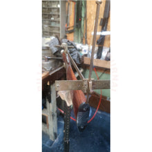 Charger l'image dans la galerie, Montage À Bois Complet Hors Masse Dune Crosse Sur Mesure Pour Fusil De Chasse Juxtaposé