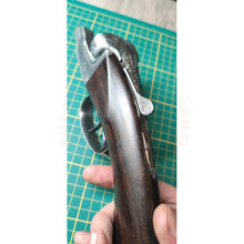 Charger l'image dans la galerie, Montage À Bois Complet Hors Masse Dune Crosse Sur Mesure Pour Fusil De Chasse Juxtaposé