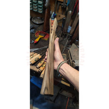 Charger l'image dans la galerie, Montage À Bois Complet Hors Masse Dune Crosse Sur Mesure Pour Fusil De Chasse Juxtaposé