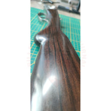 Charger l'image dans la galerie, Montage À Bois Complet Hors Masse Dune Crosse Sur Mesure Pour Fusil De Chasse Juxtaposé