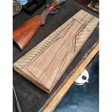 Charger l'image dans la galerie, Montage À Bois Complet Hors Masse Dune Crosse Sur Mesure Pour Fusil De Chasse Juxtaposé
