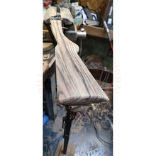 Charger l'image dans la galerie, Montage À Bois Complet Hors Masse Dune Crosse Sur Mesure Pour Fusil De Chasse Juxtaposé