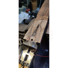 Charger l'image dans la galerie, Montage À Bois Complet Hors Masse Dune Crosse Sur Mesure Pour Fusil De Chasse Juxtaposé