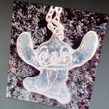 Charger l&#39;image dans la galerie, Remplacement Logo Et Gravure Laser Pendentif Thème ’Stitch’ &amp; Découpe