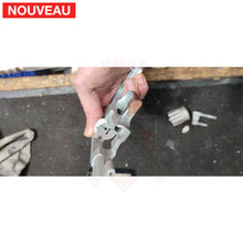 Charger l'image dans la galerie, Restauration Revolver S&amp;W Airlite (Alu) 22lr dont le pontet cassé avait été ’réparé’ par le précédent propriétaire: