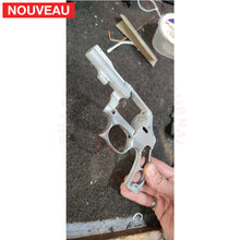 Charger l'image dans la galerie, Restauration Revolver S&amp;W Airlite (Alu) 22lr dont le pontet cassé avait été ’réparé’ par le précédent propriétaire: