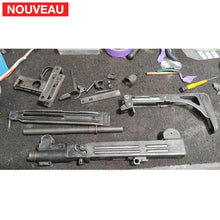 Charger l&#39;image dans la galerie, Traitement peinture céramique Cerakote Armor Black Mat sur IMI UZI 9mm en conservant une patine afin de ne pas faire