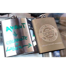Charger l&#39;image dans la galerie, Traitement Peinture Céramique Cerakote Burnt Bronze + Gravure Laser Légère Sur Flasque À Alcool