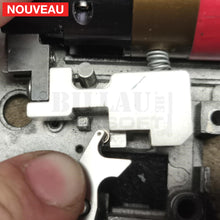 Charger l&#39;image dans la galerie, Usinage Ajustage et Adaptation de 2 Roulements à billes de 2mm de diamètre (!) sur la détente d’un système HPA qui